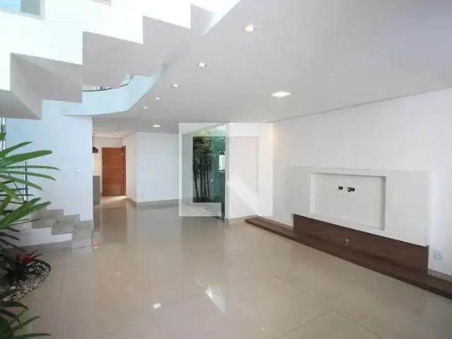 Casa venda em Região Geográfica Imediata de Belo Horizonte, Região Metropolitana de Belo Horizonte