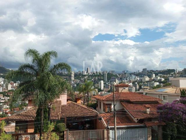 Casa venda em São Bento, Belo Horizonte