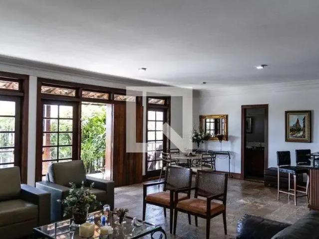 Casa venda em Região Geográfica Imediata de Belo Horizonte, Região Metropolitana de Belo Horizonte