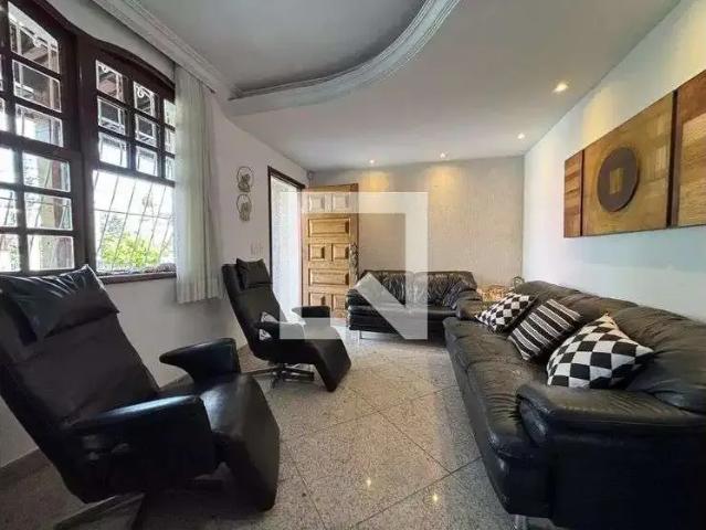 Casa venda em Região Geográfica Imediata de Belo Horizonte, Região Metropolitana de Belo Horizonte
