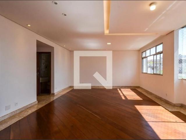 Casa venda em São Pedro, Belo Horizonte