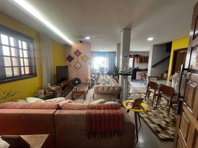 Casa venda em Região Geográfica Imediata de Belo Horizonte, Região Metropolitana de Belo Horizonte