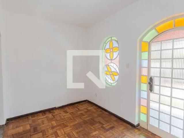Casa venda em Ana Lúcia, Belo Horizonte