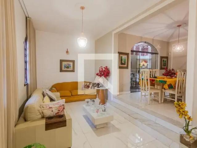Casa venda em Ana Lúcia, Belo Horizonte