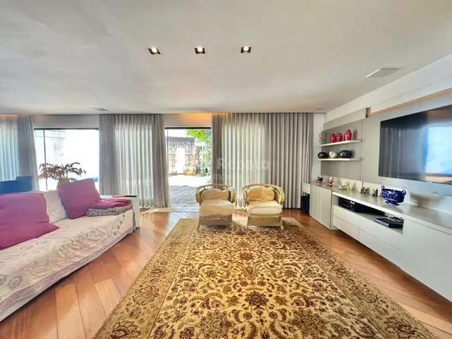 Casa venda em Santa Lúcia, Belo Horizonte