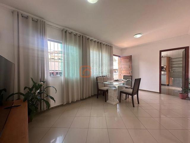 Casa venda em Santa Mônica, Belo Horizonte