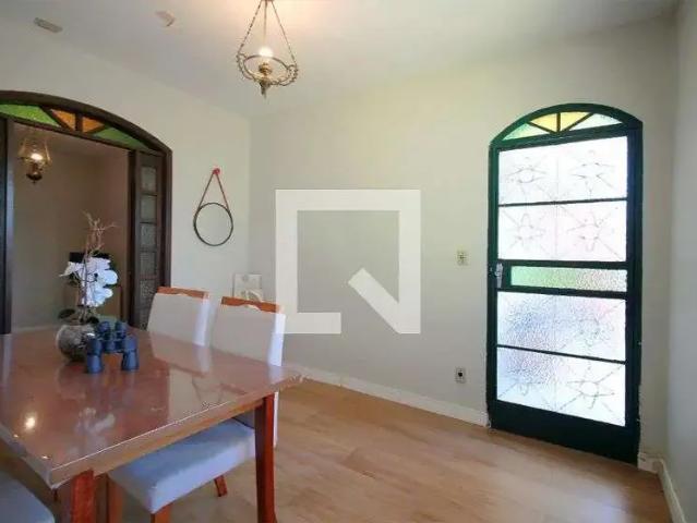 Casa venda em Região Geográfica Imediata de Belo Horizonte, Região Metropolitana de Belo Horizonte