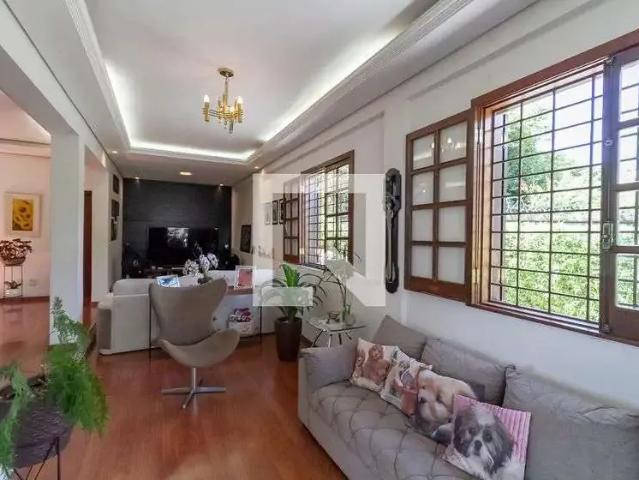 Casa venda em Região Geográfica Imediata de Belo Horizonte, Região Metropolitana de Belo Horizonte
