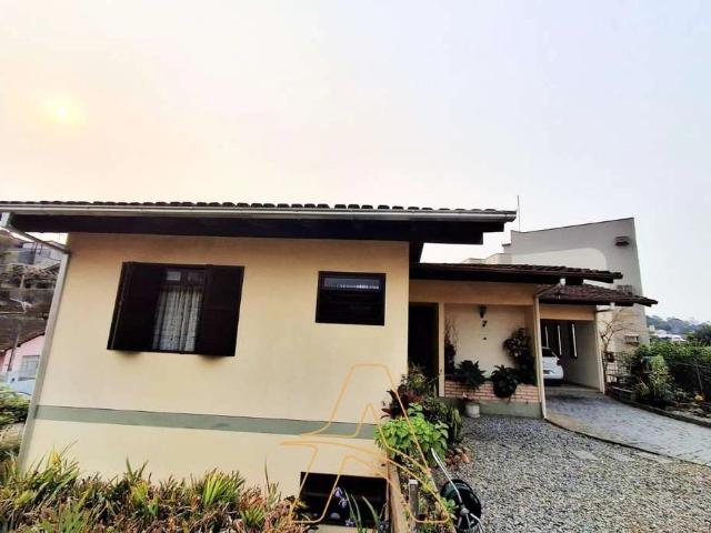 Casa venda em Blumenau, Região Geográfica Intermediária de Blumenau