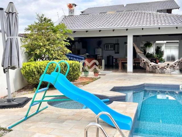 Casa venda em Blumenau, Região Geográfica Intermediária de Blumenau
