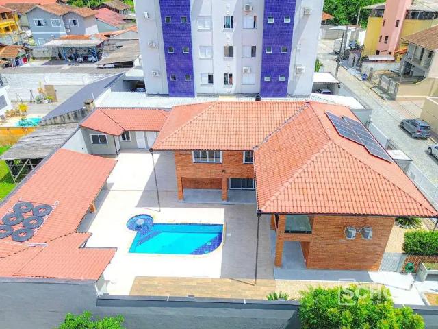 Casa venda em Blumenau, Região Geográfica Intermediária de Blumenau