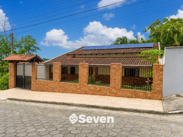 Casa venda em Blumenau, Região Geográfica Intermediária de Blumenau