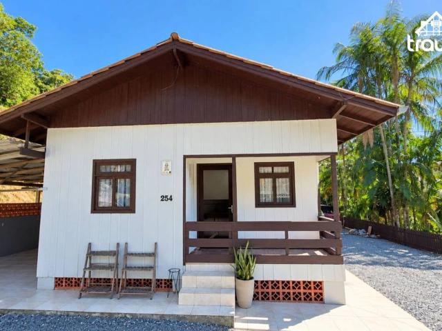 Casa venda em Blumenau, Região Geográfica Intermediária de Blumenau