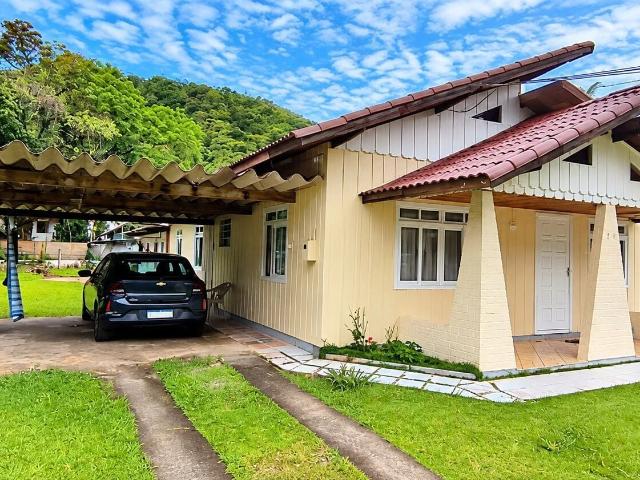 Casa venda em Blumenau, Região Geográfica Intermediária de Blumenau