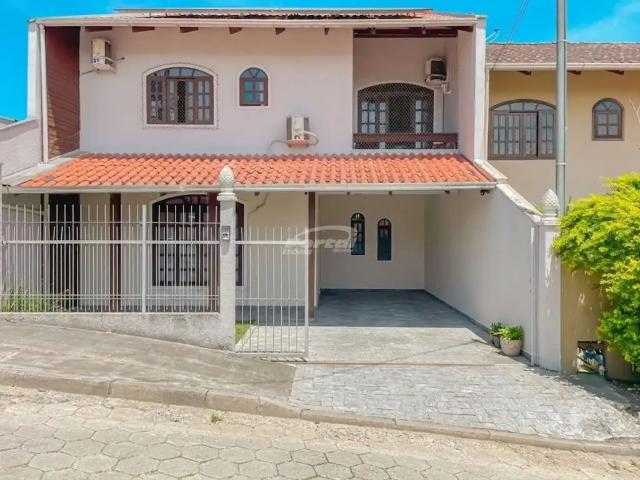 Casa venda em Região Geográfica Imediata de Blumenau, Blumenau