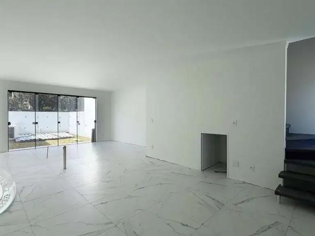 Casa venda em Região Geográfica Imediata de Blumenau, Blumenau