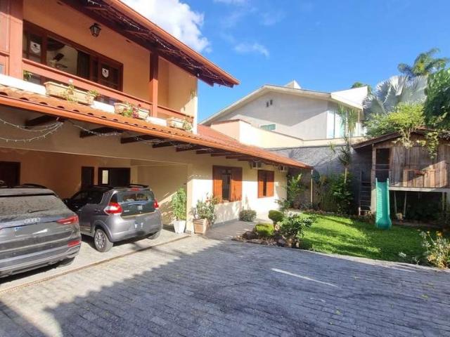 Casa venda em Região Geográfica Imediata de Blumenau, Blumenau