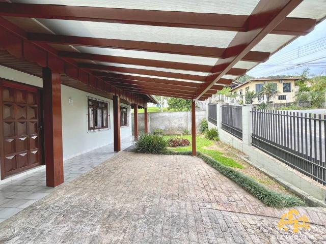 Casa venda em Velha Central, Blumenau