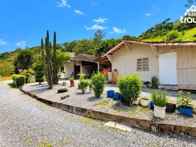 Casa venda em Blumenau, Região Geográfica Intermediária de Blumenau