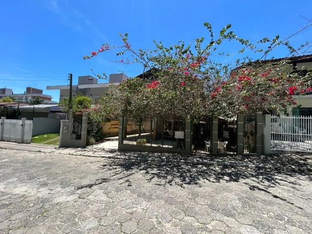 Casa venda em Bombas, Bombinhas