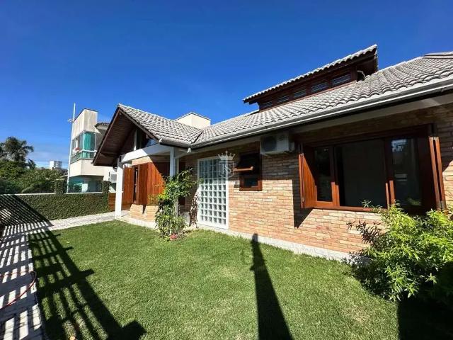 Casa venda em Região Geográfica Imediata de Itajaí, Bombinhas