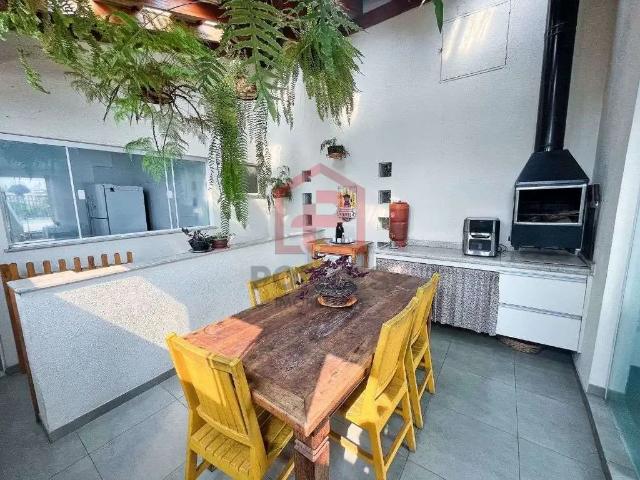 Casa venda em Botucatu, Região Geográfica Intermediária de Bauru