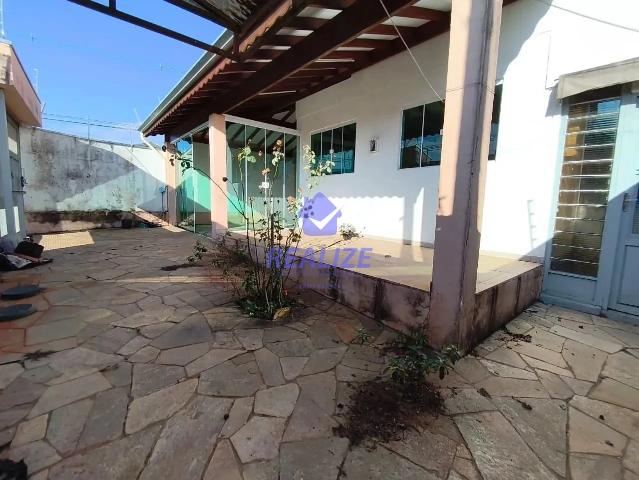 Casa venda em Botucatu, Região Geográfica Intermediária de Bauru