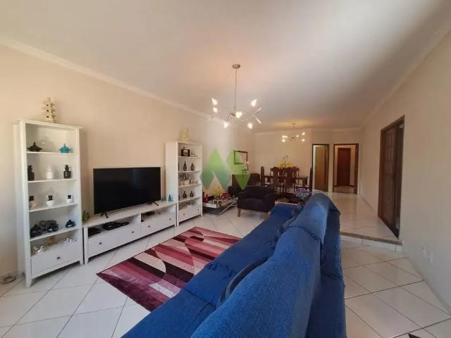 Casa venda em Região Imediata de Botucatu, Botucatu