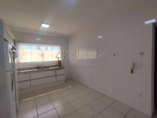 Casa venda em Região Imediata de Botucatu, Botucatu