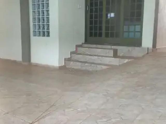 Casa venda em Botucatu, Região Geográfica Intermediária de Bauru