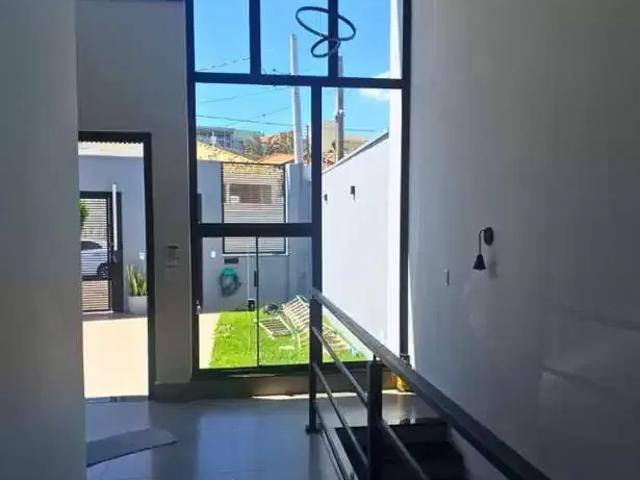 Casa venda em Botucatu, Região Geográfica Intermediária de Bauru