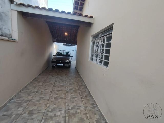 Casa venda em Botucatu, Região Geográfica Intermediária de Bauru