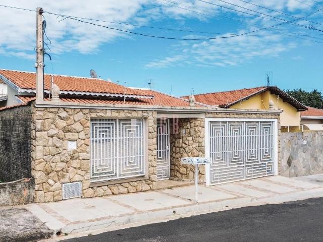 Casa venda em Botucatu, Região Geográfica Intermediária de Bauru