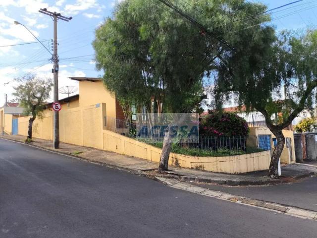 Casa venda em Botucatu, Região Geográfica Intermediária de Bauru