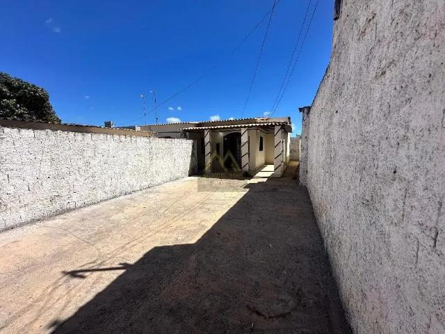 Casa venda em Região Geográfica Imediata do Distrito Federal, Região Integrada de Desenvolvimento do Distrito Federal e Entorno