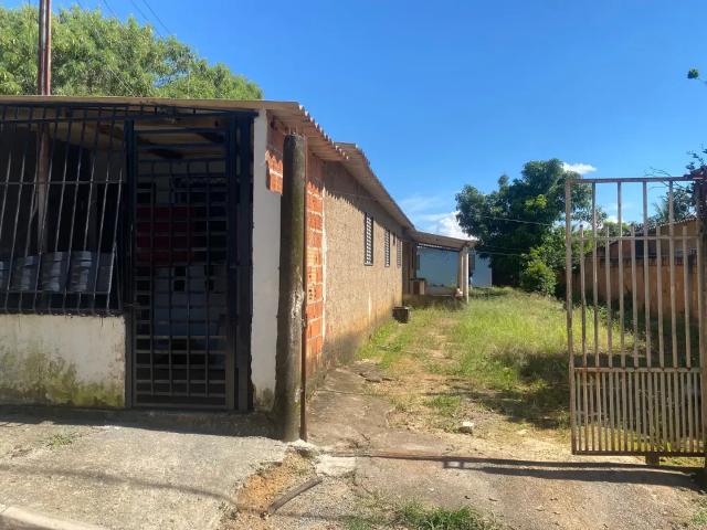 Casa venda em Região Geográfica Imediata do Distrito Federal, Região Integrada de Desenvolvimento do Distrito Federal e Entorno
