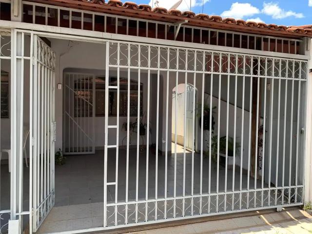 Casa venda em Região Geográfica Imediata do Distrito Federal, Região Integrada de Desenvolvimento do Distrito Federal e Entorno