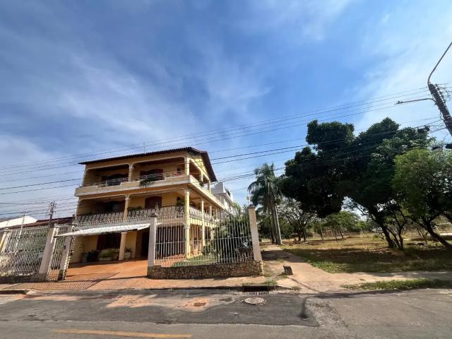 Casa venda em Região Geográfica Imediata do Distrito Federal, Região Integrada de Desenvolvimento do Distrito Federal e Entorno