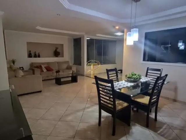 Casa venda em Região Geográfica Imediata do Distrito Federal, Região Integrada de Desenvolvimento do Distrito Federal e Entorno