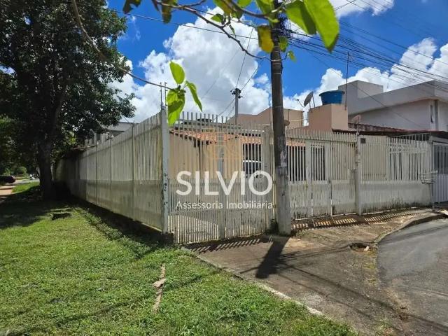 Casa venda em Região Geográfica Imediata do Distrito Federal, Região Integrada de Desenvolvimento do Distrito Federal e Entorno
