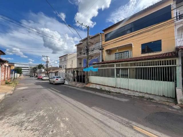 Casa venda em Região Geográfica Imediata do Distrito Federal, Região Integrada de Desenvolvimento do Distrito Federal e Entorno