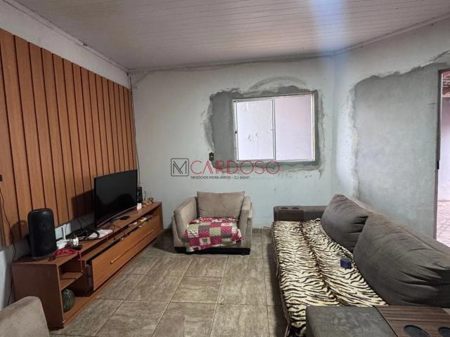 Casa venda em QR 121, Samambaia