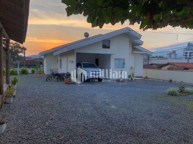Casa venda em Região Geográfica Imediata de Brusque, Brusque