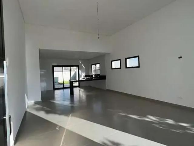 Casa venda em Região Imediata de São José dos Campos, Região Metropolitana do Vale do Paraíba e Litoral Norte