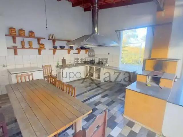 Casa venda em Residencial Santa helena, Caçapava