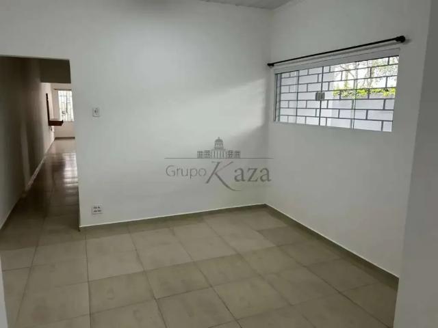 Casa venda em Região Imediata de São José dos Campos, Região Metropolitana do Vale do Paraíba e Litoral Norte