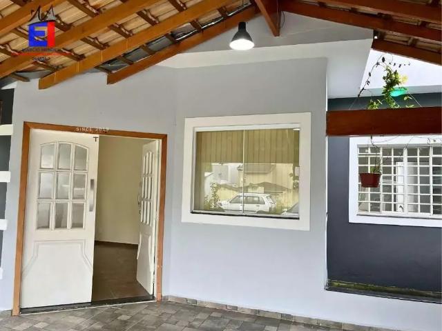 Casa venda em Região Imediata de Cruzeiro, Região Metropolitana do Vale do Paraíba e Litoral Norte