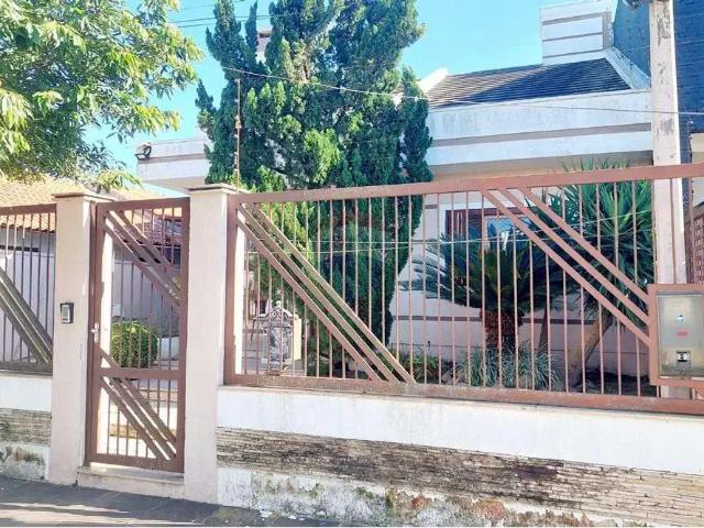 Casa venda em Cachoeirinha