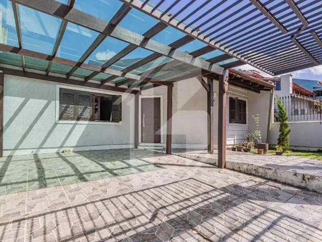 Casa venda em Cachoeirinha