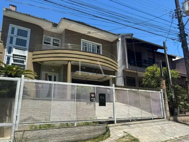 Casa venda em Cachoeirinha, Região Geográfica Intermediária de Porto Alegre